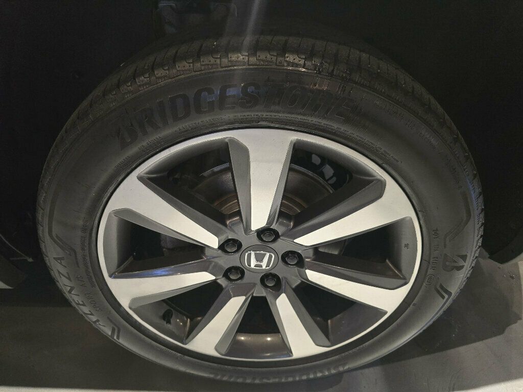 2023 Honda Pilot AWD/ElitePKG/3rdRow/LaneKeepAssist/HTD&VentSeats - 23056921 - 39