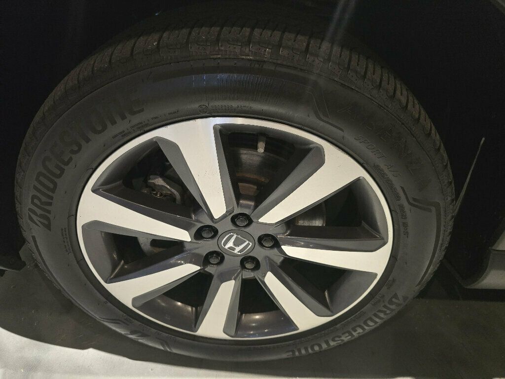2023 Honda Pilot AWD/ElitePKG/3rdRow/LaneKeepAssist/HTD&VentSeats - 23056921 - 40