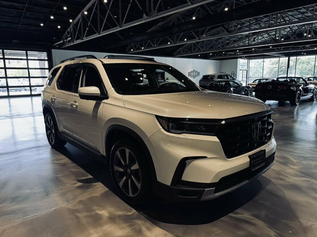 2023 Honda Pilot AWD/ElitePKG/3rdRow/LaneKeepAssist/HTD&VentSeats - 23056921 - 6