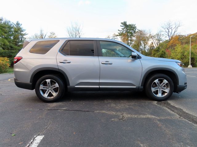 2023 Honda Pilot EX-L 7-Passenger AWD - 22938582 - 11