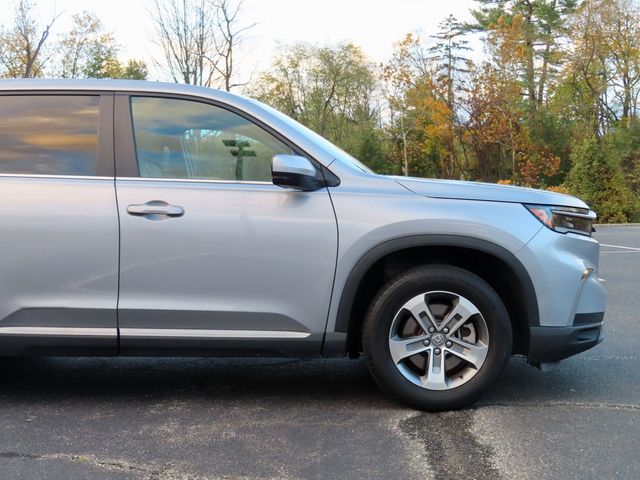 2023 Honda Pilot EX-L 7-Passenger AWD - 22938582 - 13