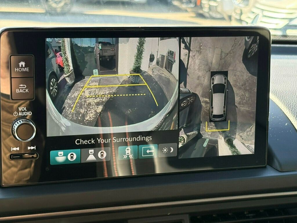 2023 Honda Pilot LocalTrade/Trailsport/AWD/HeatedSeats/2ndRowCaptainChairs/NAV - 22958454 - 18