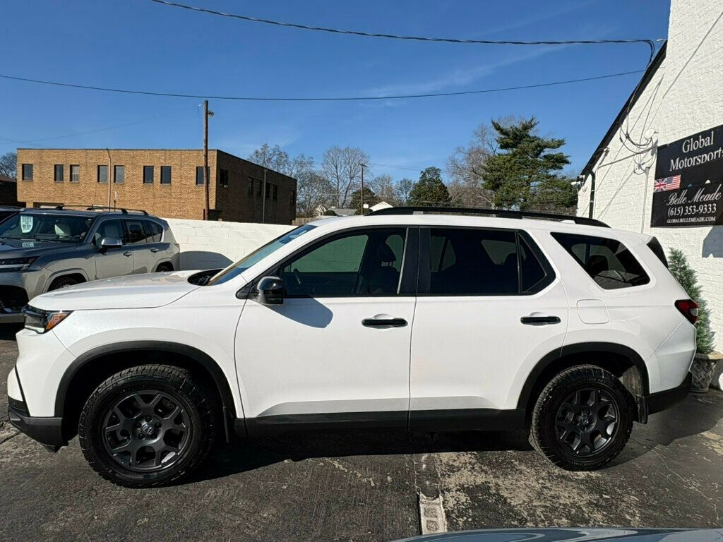 2023 Honda Pilot LocalTrade/Trailsport/AWD/HeatedSeats/2ndRowCaptainChairs/NAV - 22958454 - 1