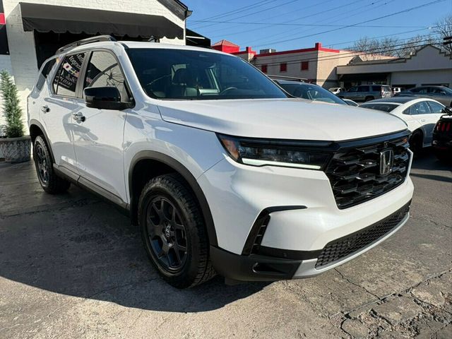 2023 Honda Pilot LocalTrade/Trailsport/AWD/HeatedSeats/2ndRowCaptainChairs/NAV - 22958454 - 6