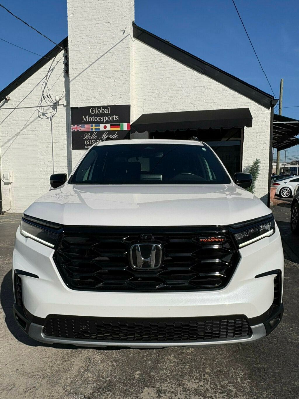 2023 Honda Pilot LocalTrade/Trailsport/AWD/HeatedSeats/2ndRowCaptainChairs/NAV - 22958454 - 7