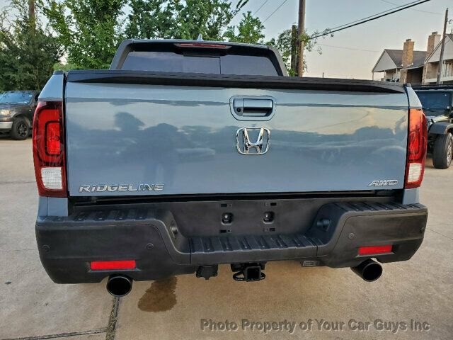 2023 Honda Ridgeline Black Edition photo 5