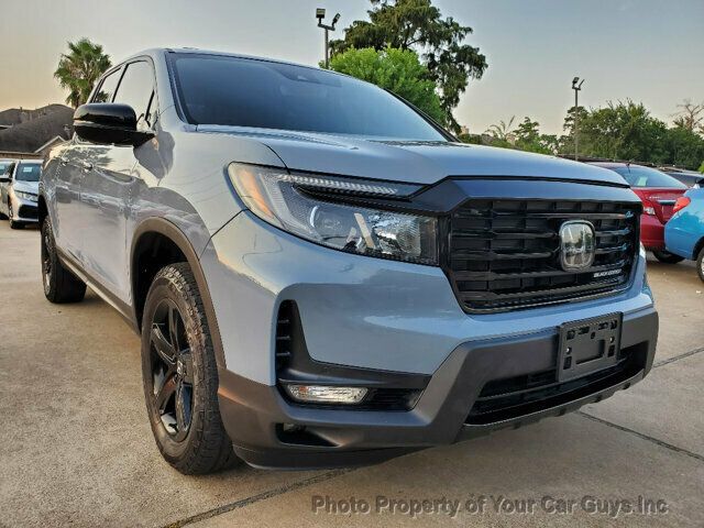 2023 Honda Ridgeline Black Edition photo 2