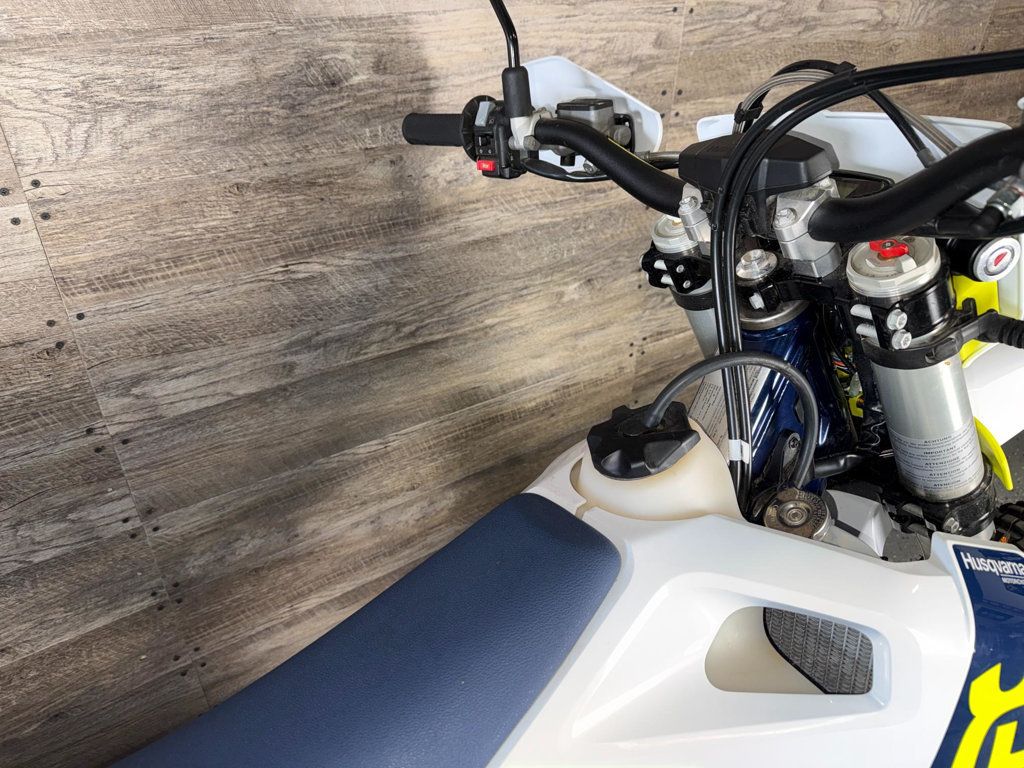 2023 Husqvarna FE 350 One Owner! - 22994303 - 7