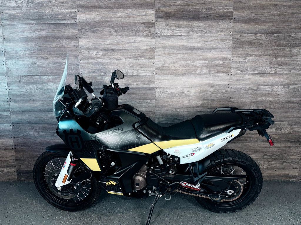 2023 Husqvarna Norden 901 LOW MILES! - 22884073 - 11
