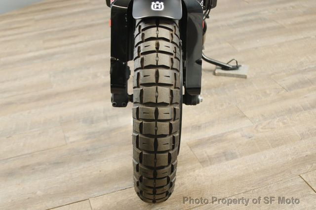 2023 Husqvarna SVARTPILEN 401 Only 764 Miles! - 22974504 - 22