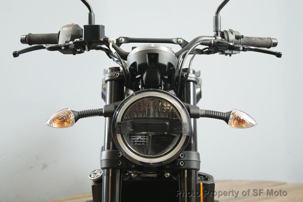 2023 Husqvarna SVARTPILEN 401 Only 764 Miles! - 22974504 - 24