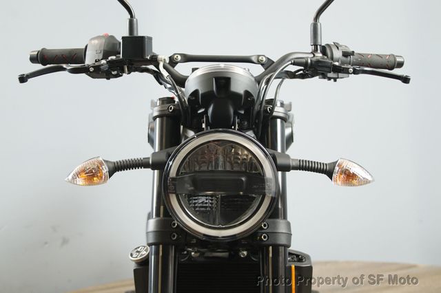 2023 Husqvarna SVARTPILEN 401 Only 764 Miles! - 22974504 - 24