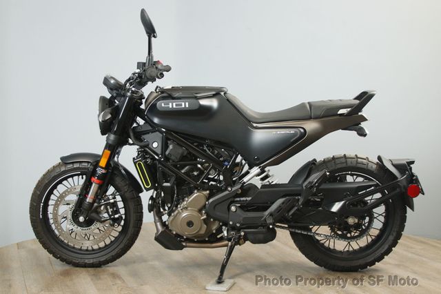 2023 Husqvarna SVARTPILEN 401 Only 764 Miles! - 22974504 - 3