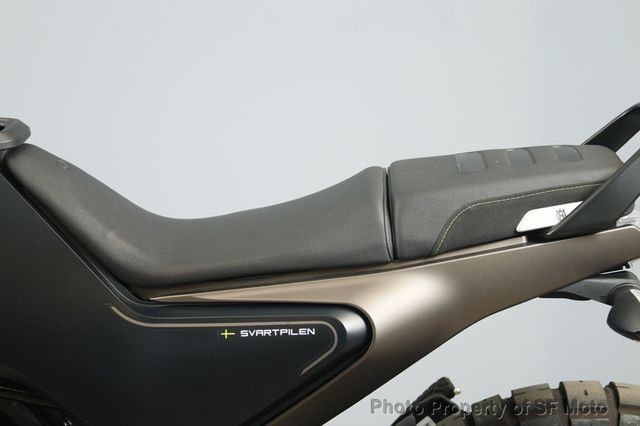 2023 Husqvarna SVARTPILEN 401 Only 764 Miles! - 22974504 - 39