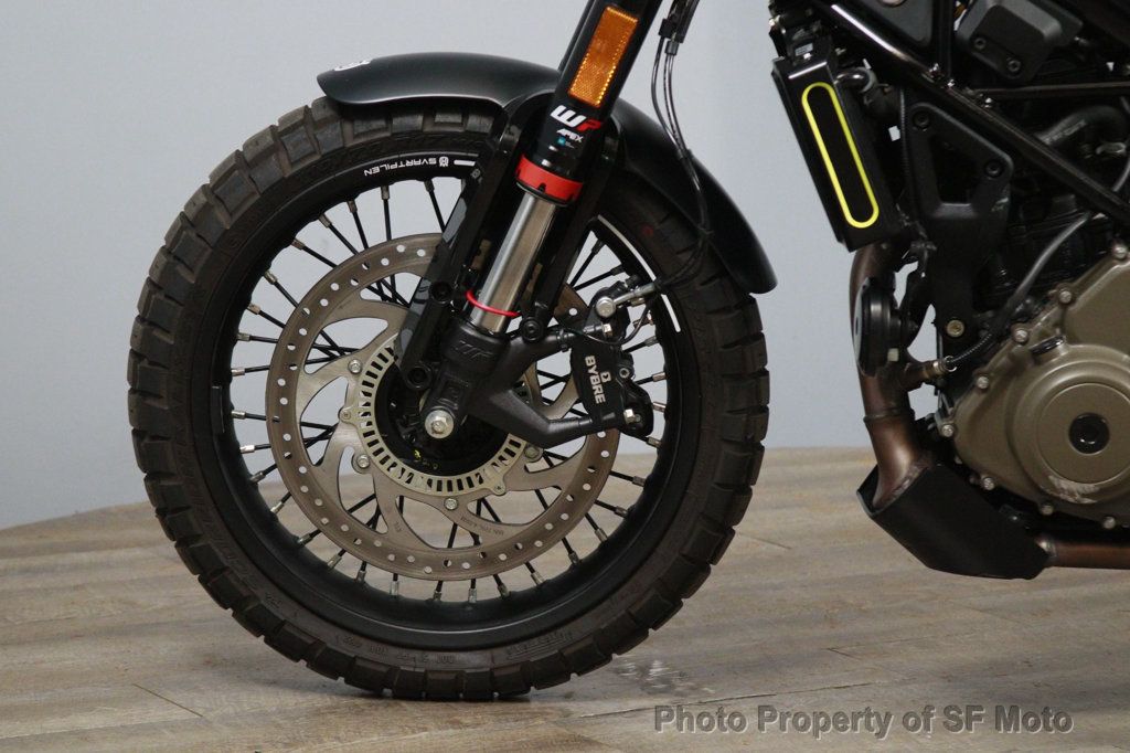 2023 Husqvarna Svartpilen 401 SALE PENDING - 23057555 - 12