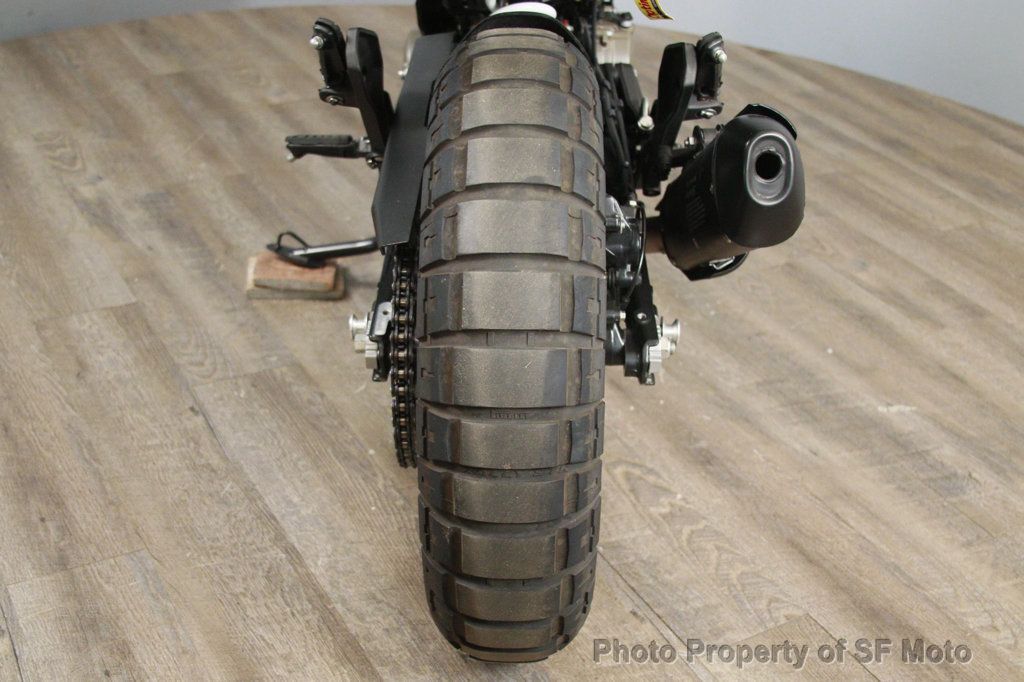 2023 Husqvarna Svartpilen 401 SALE PENDING - 23057555 - 23