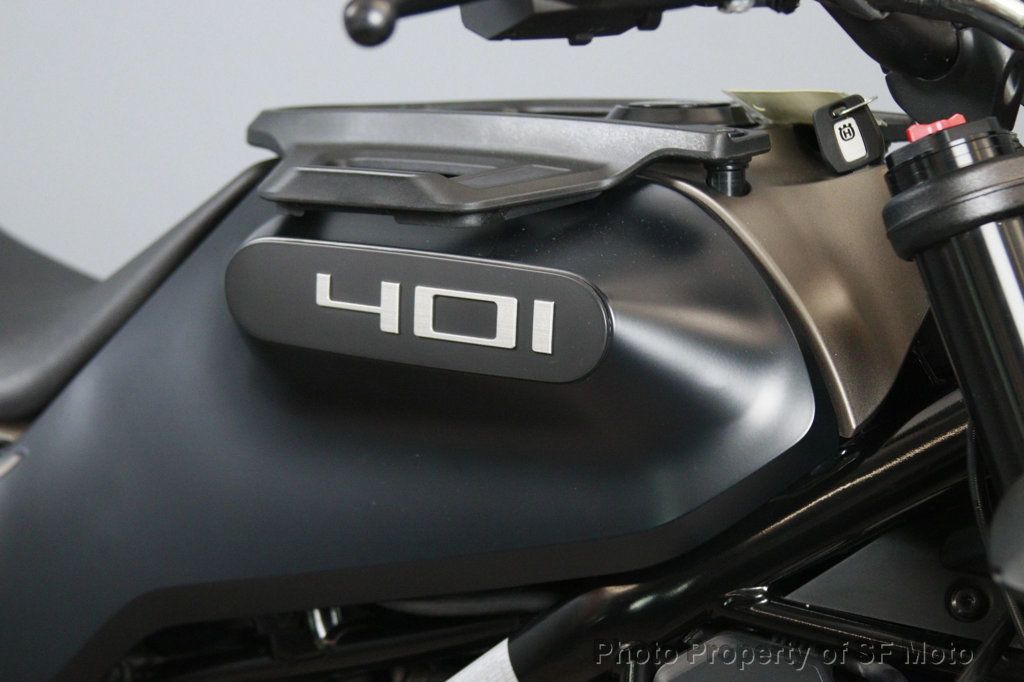 2023 Husqvarna Svartpilen 401 SALE PENDING - 23057555 - 32