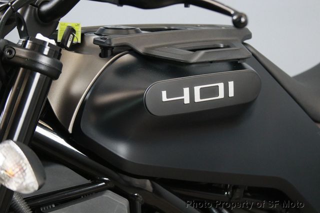 2023 Husqvarna Svartpilen 401 SALE PENDING - 23057555 - 33