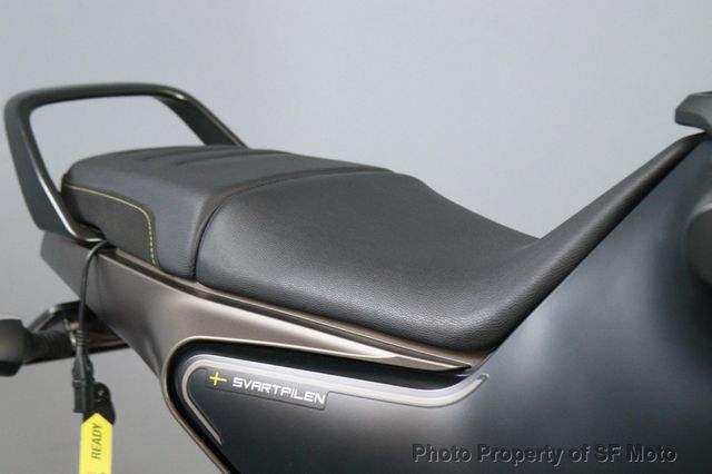 2023 Husqvarna Svartpilen 401 SALE PENDING - 23057555 - 38