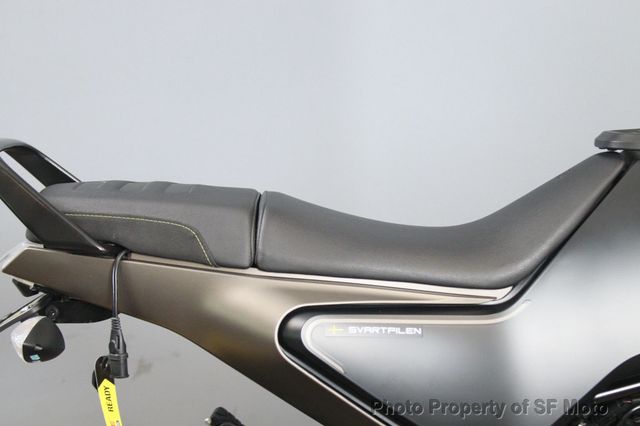 2023 Husqvarna Svartpilen 401 SALE PENDING - 23057555 - 40
