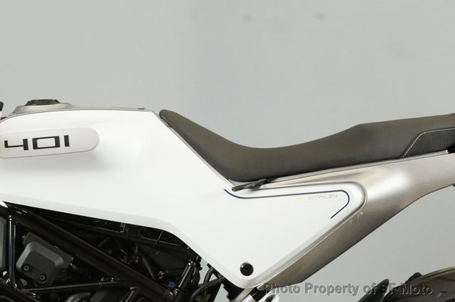 2023 Husqvarna Vitpilen 401 One Owner, 42 Miles - 22494227 - 9