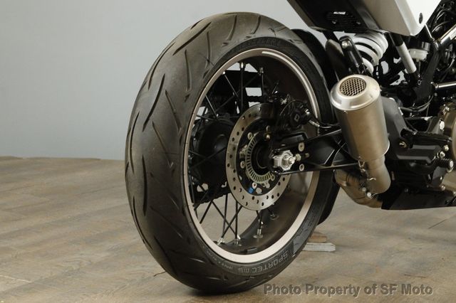 2023 Husqvarna Vitpilen 401 One Owner, 42 Miles - 22494227 - 20