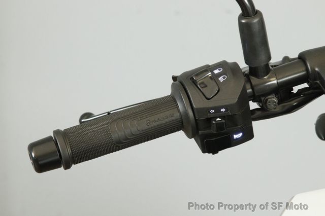 2023 Husqvarna Vitpilen 401 One Owner, 42 Miles - 22494227 - 30