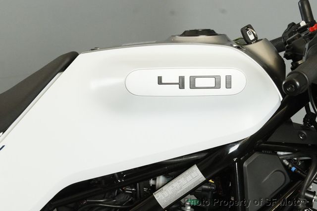 2023 Husqvarna Vitpilen 401 One Owner, 42 Miles - 22494227 - 34