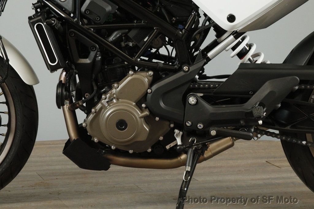 2023 Husqvarna Vitpilen 401 PRICE REDUCED! - 22494227 - 15