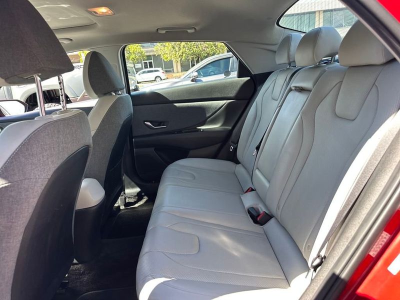 2023 Hyundai Elantra Limited - 22940738 - 14