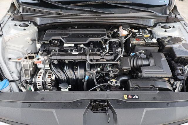 2023 Hyundai Elantra Limited - 23025204 - 10