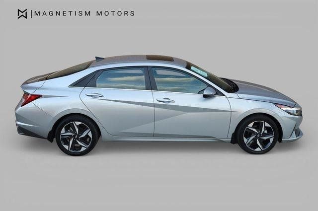 2023 Hyundai Elantra Limited - 23025204 - 1