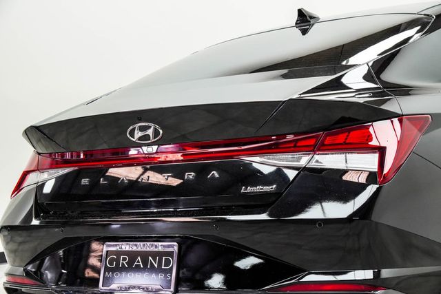 2023 Hyundai Elantra Limited IVT - 23009656 - 12