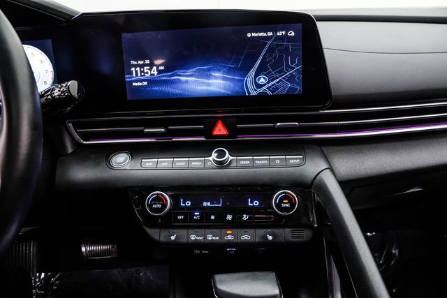 2023 Hyundai Elantra Limited IVT - 23009656 - 25