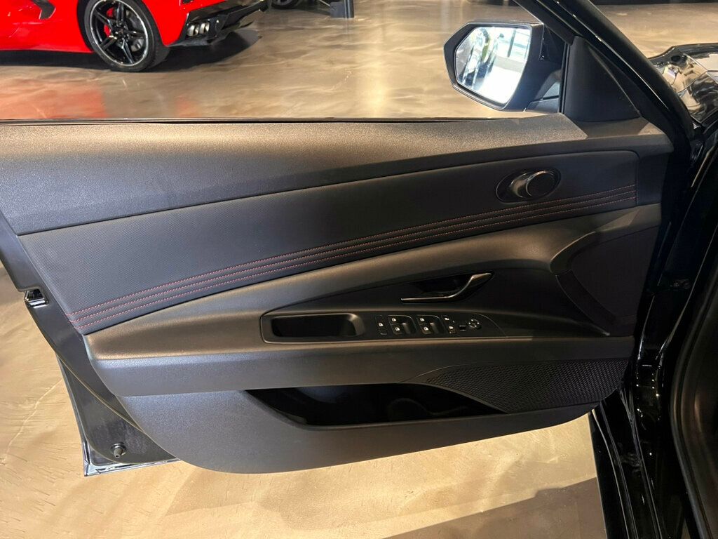 2023 Hyundai Elantra LocalTrade/N-Line/DCT/AppleCarplay/AndroidAuto/HtdSeats/MoonRoof - 23004901 - 13