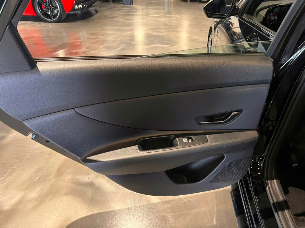 2023 Hyundai Elantra LocalTrade/N-Line/DCT/AppleCarplay/AndroidAuto/HtdSeats/MoonRoof - 23004901 - 22