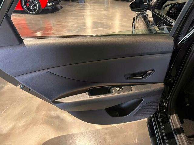2023 Hyundai Elantra LocalTrade/N-Line/DCT/AppleCarplay/AndroidAuto/HtdSeats/MoonRoof - 23004901 - 22