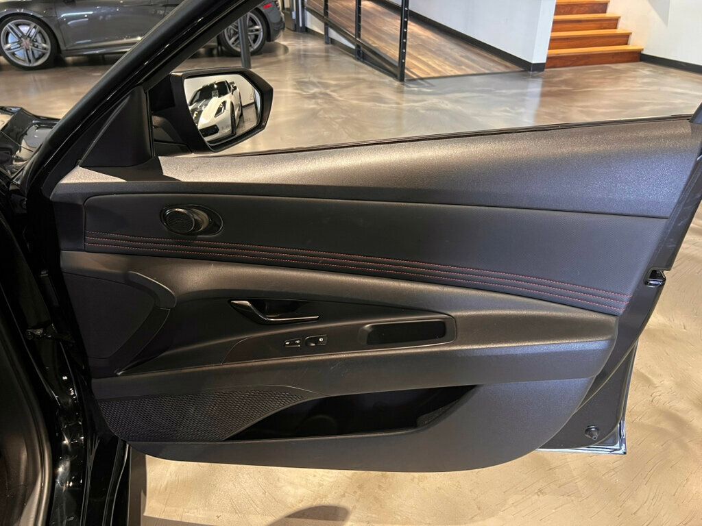 2023 Hyundai Elantra LocalTrade/N-Line/DCT/AppleCarplay/AndroidAuto/HtdSeats/MoonRoof - 23004901 - 29
