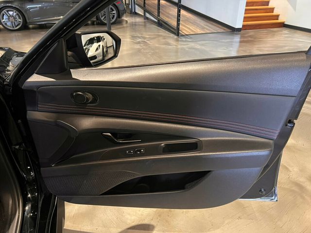 2023 Hyundai Elantra LocalTrade/N-Line/DCT/AppleCarplay/AndroidAuto/HtdSeats/MoonRoof - 23004901 - 29