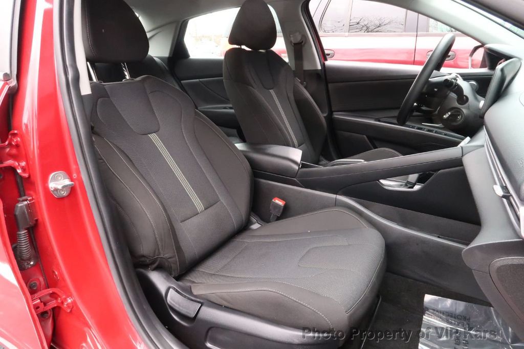 2023 Hyundai Elantra SE IVT - 22331200 - 20