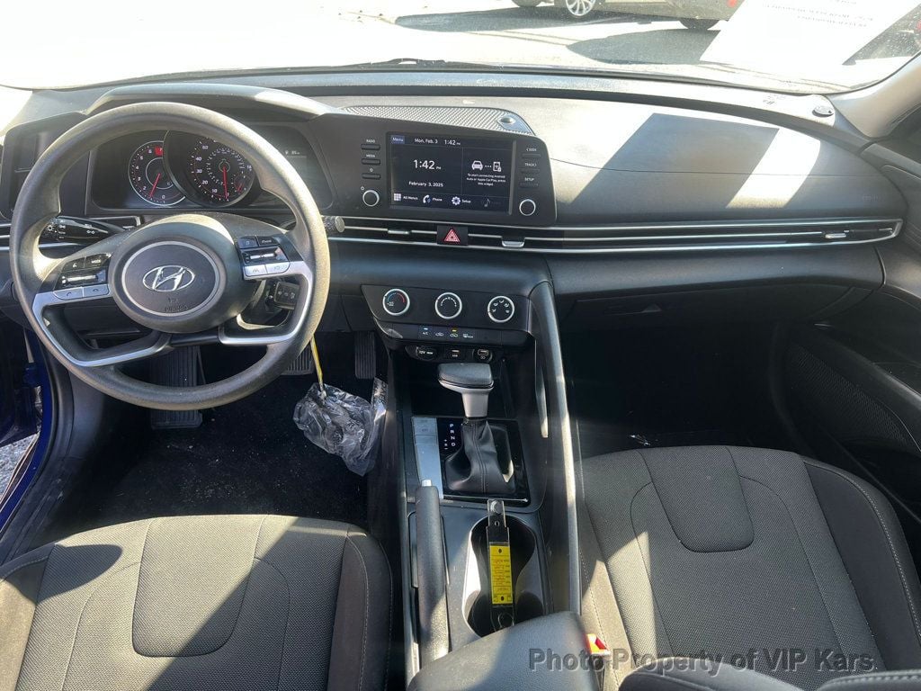 2023 Hyundai Elantra SE IVT - 22763793 - 9