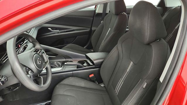 2023 Hyundai Elantra SE IVT - 22942583 - 19