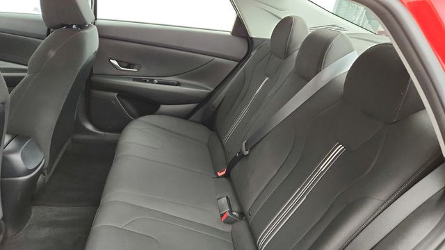 2023 Hyundai Elantra SE IVT - 22942583 - 20