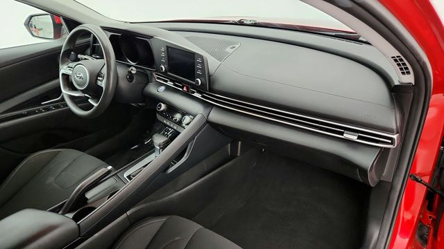 2023 Hyundai Elantra SE IVT - 22942583 - 24