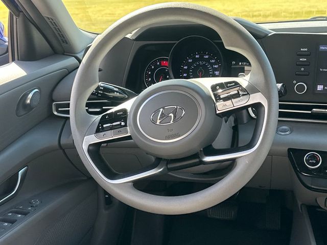 2023 Hyundai Elantra SEL - 23034001 - 17