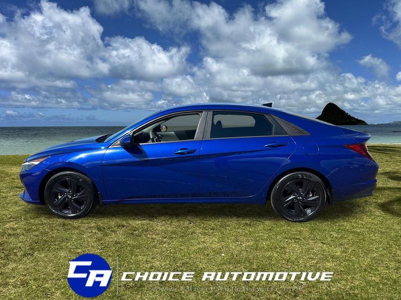 2023 Hyundai Elantra SEL - 23034001 - 2