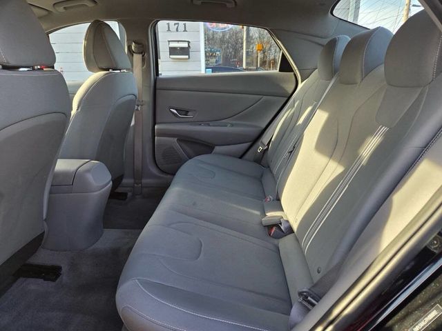 2023 Hyundai Elantra SEL - 23007419 - 11
