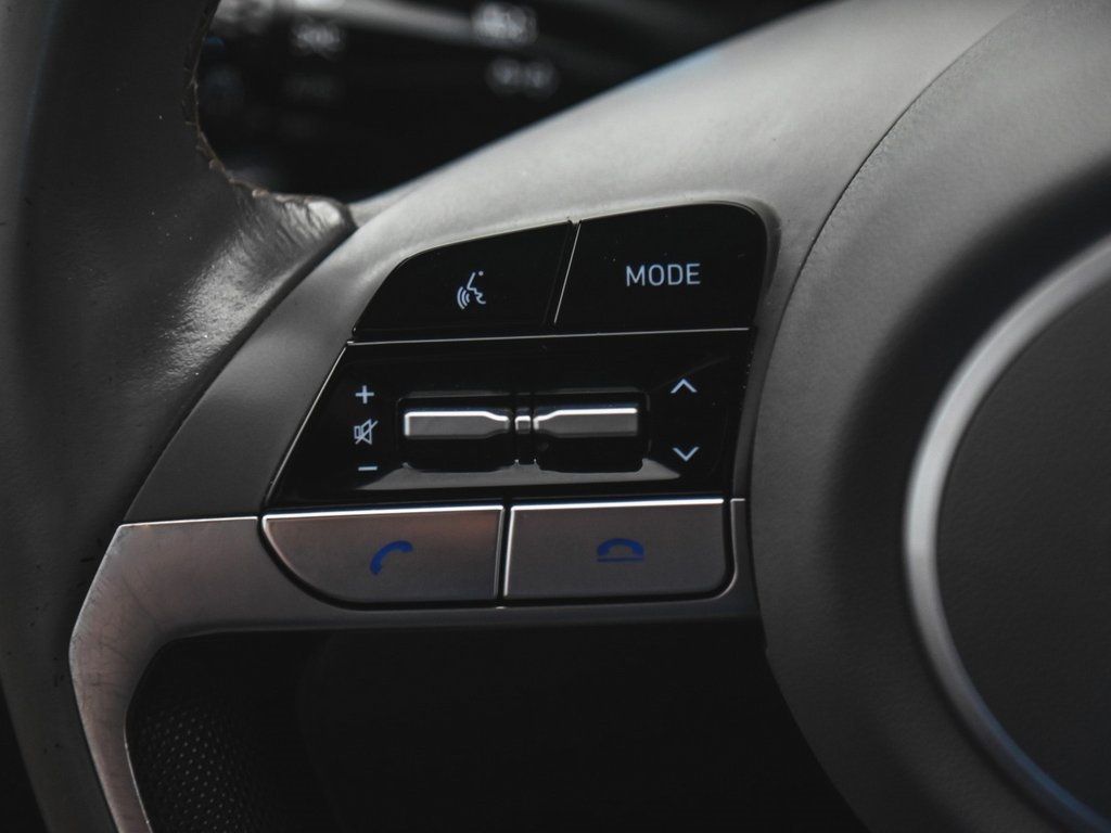 2023 Hyundai Elantra SEL photo 19
