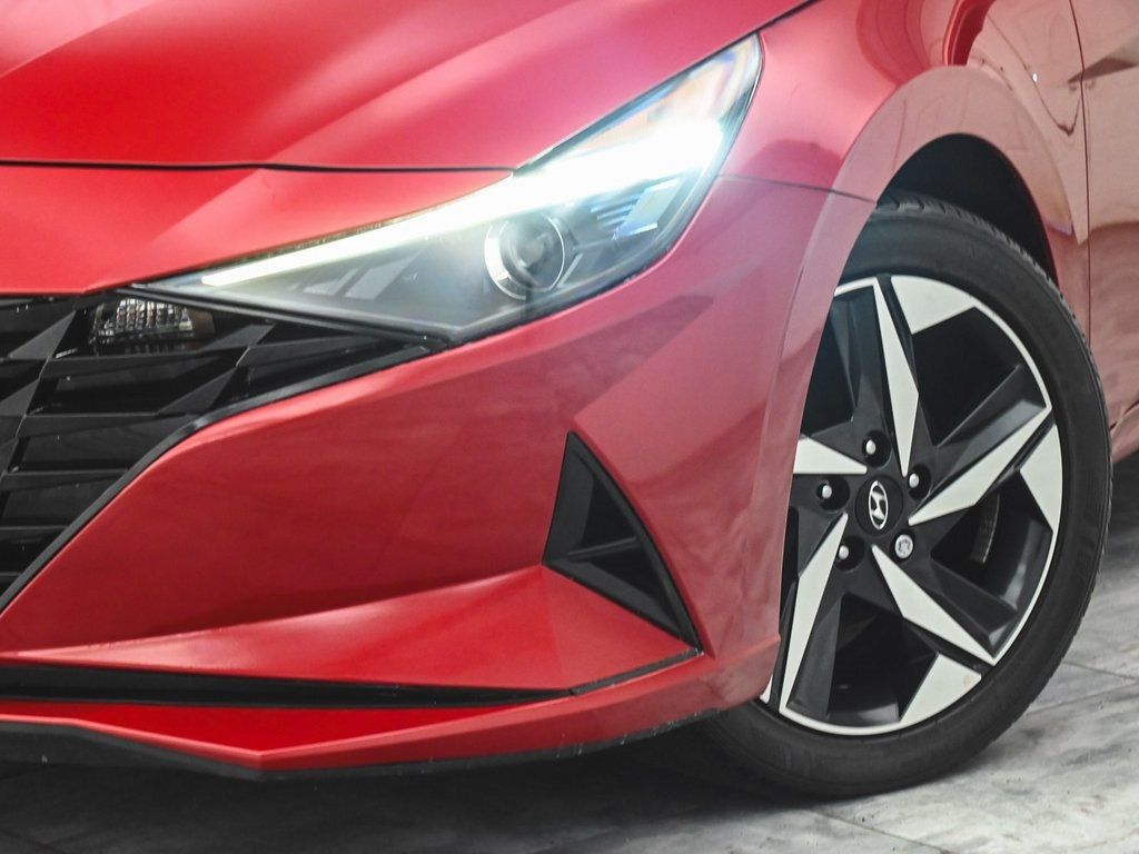 2023 Hyundai Elantra SEL photo 26
