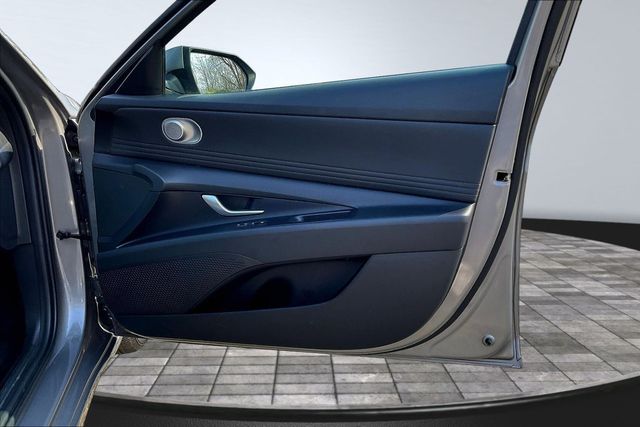 2023 Hyundai Elantra SEL - 22990219 - 16